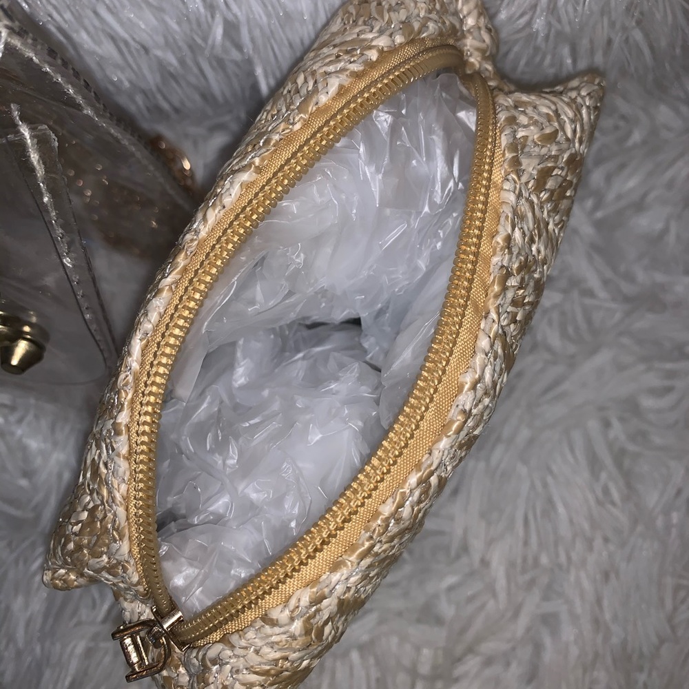 NEW SEE THROUGH SHOULDER BAG W/REMOVABLE PURSE 🌹 - Picture 5 of 5